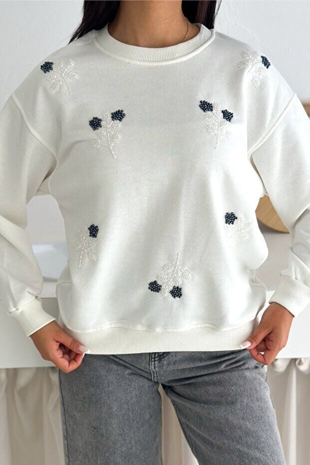 Boncuk Ve Pul İşlemeli Sweatshirt